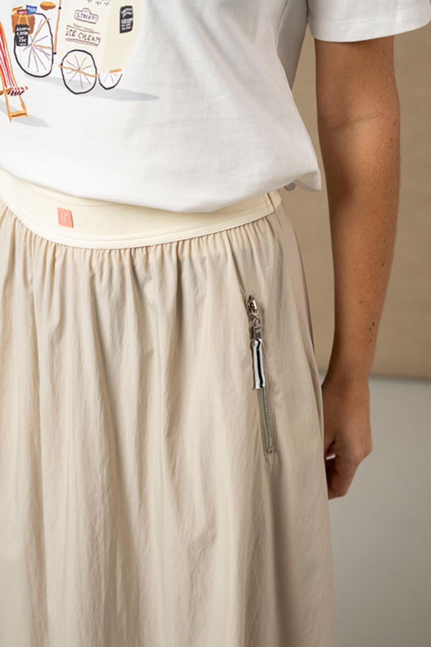 Falda midi fluida con elástico