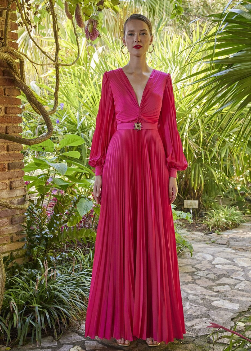 Vestido plisado manga larga