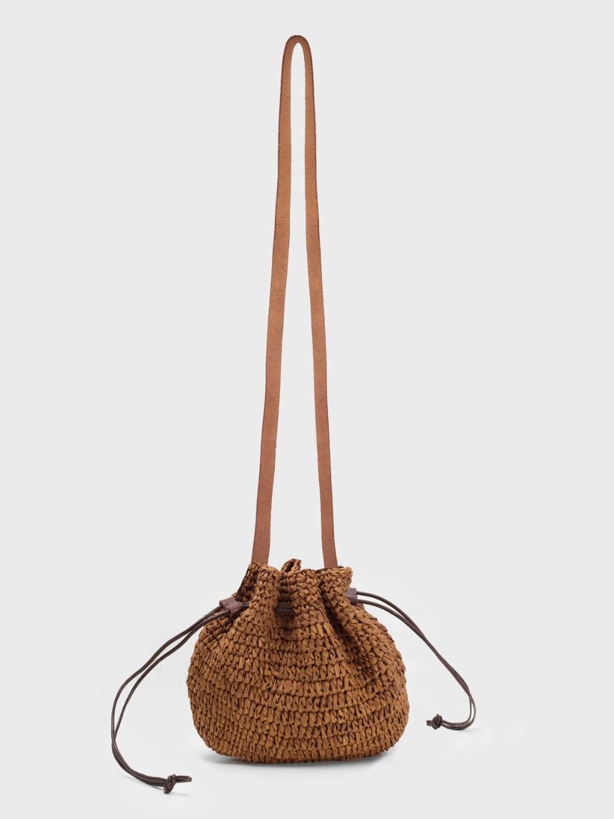Bolso Bucket rafia
