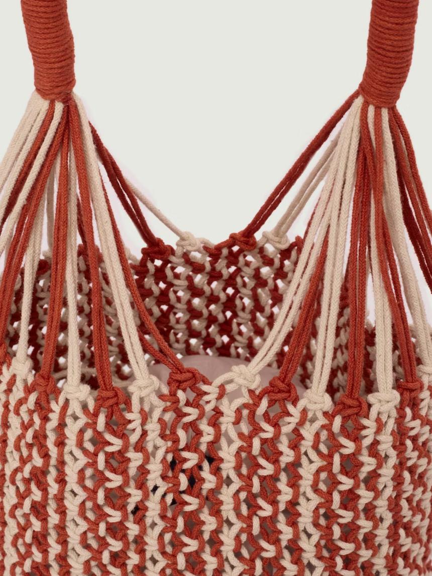 Bolso de macramé bicolor