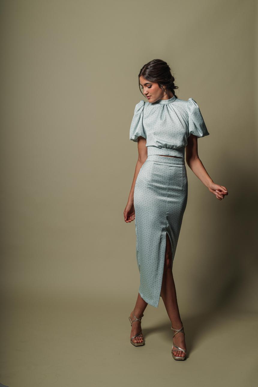 Conjunto Antonella lunares