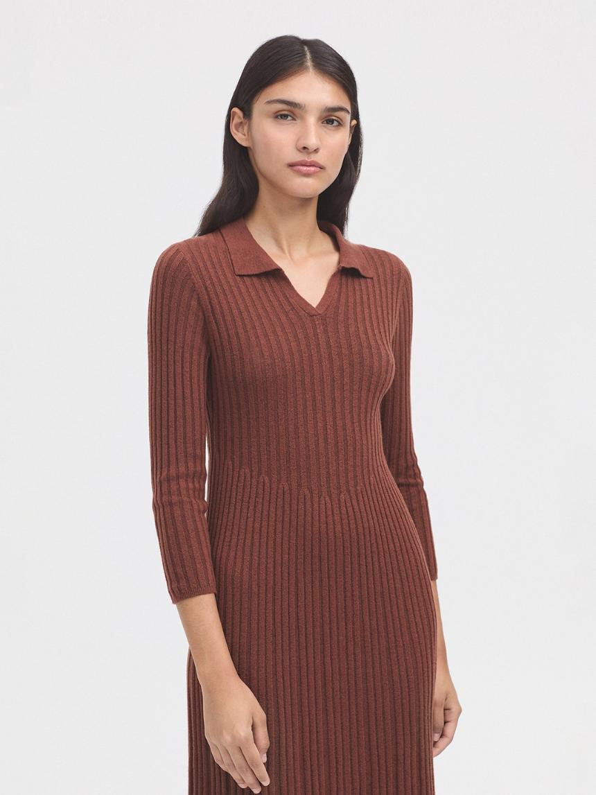 Vestido midi plisado polo