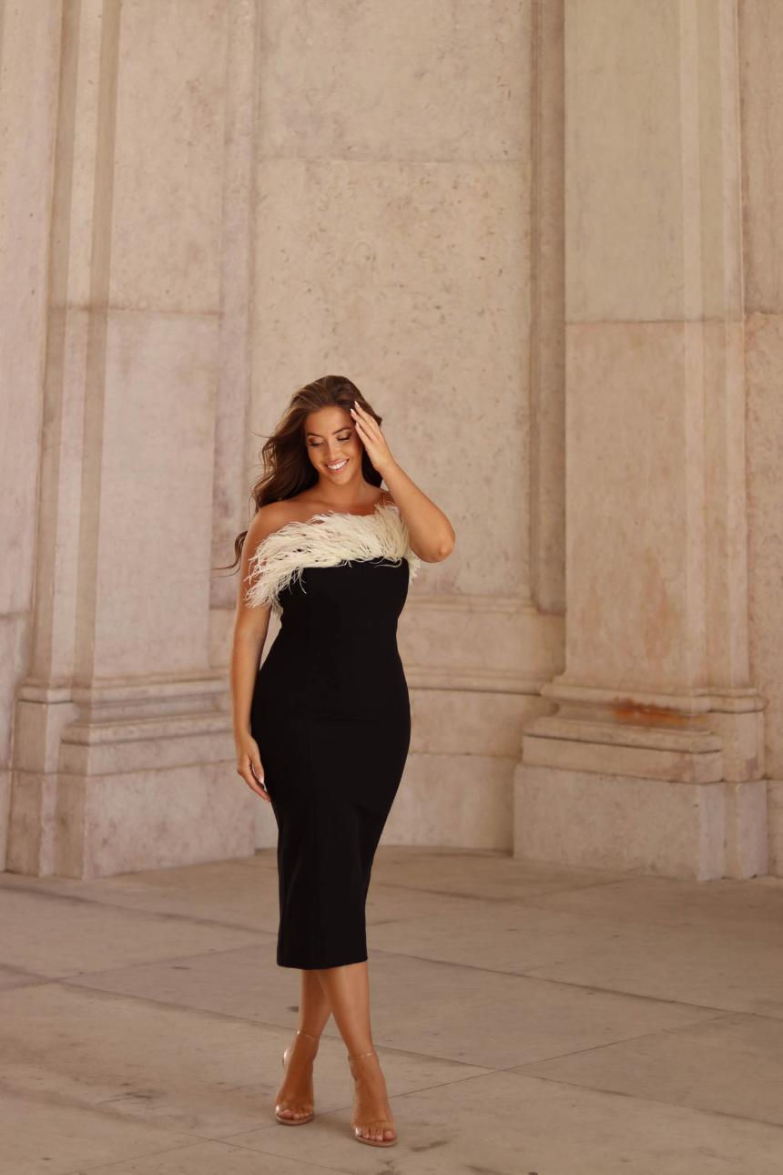 Vestido plumas midi
