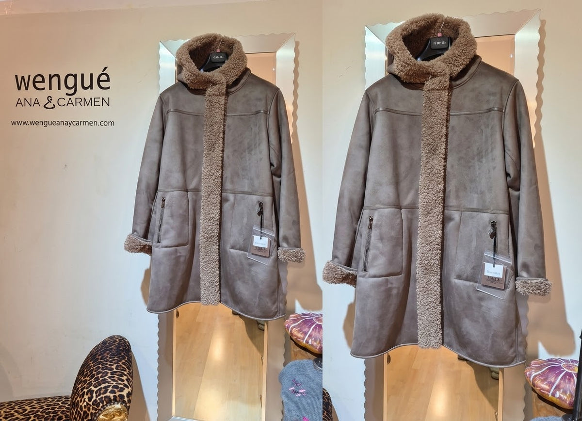 Abrigo  ecopiel reversible  Satinette
