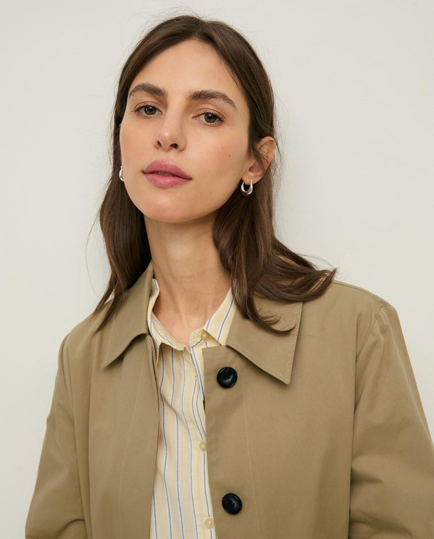 Gabardina corta 100% algodón