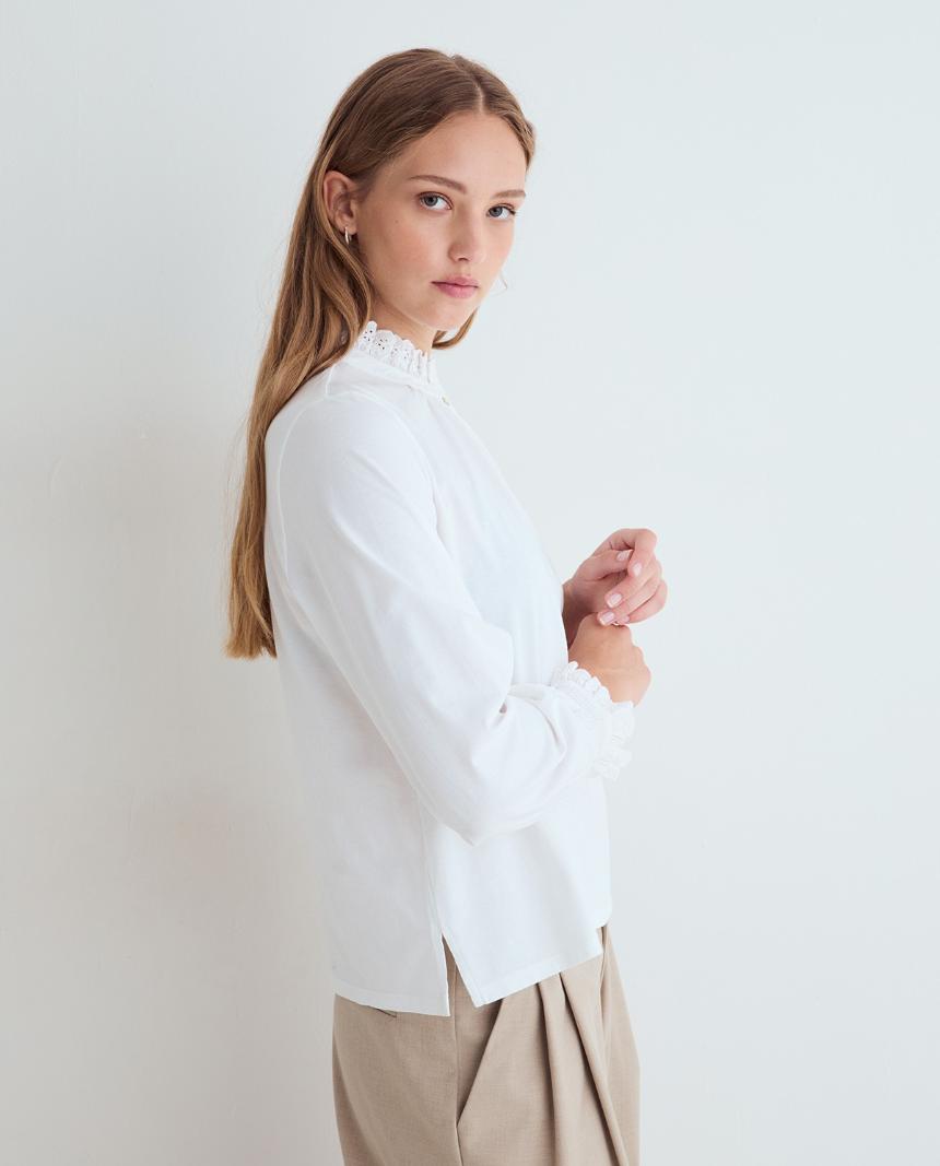 Camisa romántica blanca en algodón