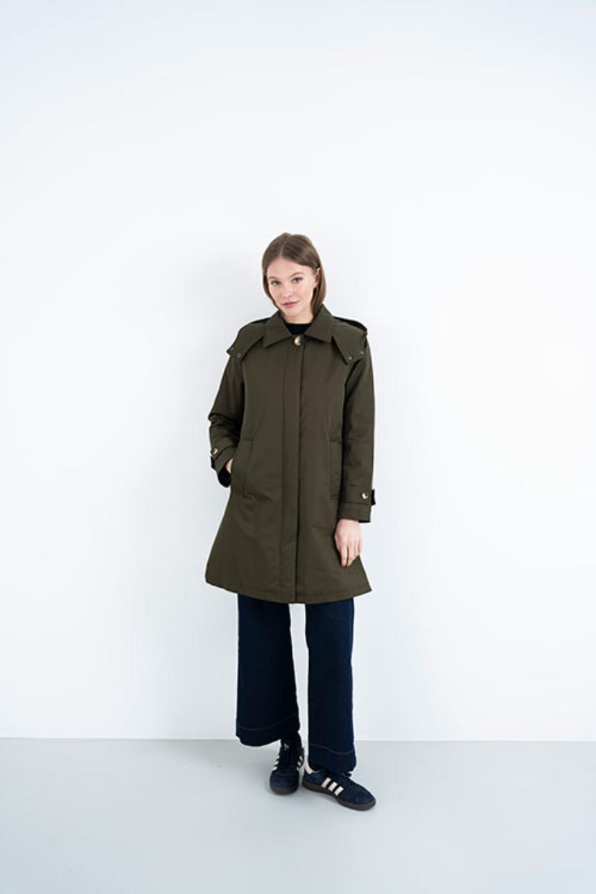 Gabardina acolchada kaki con capucha desmontable