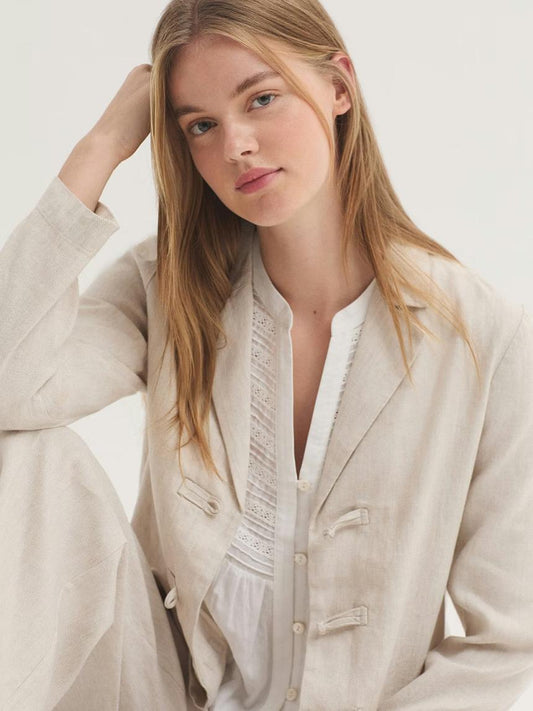 Blazer de lino y algodón en jacquard espiga