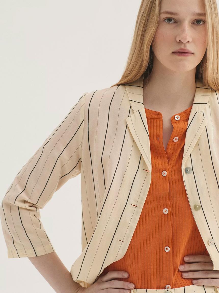 Chaqueta de Tencel sobretintado con rayas