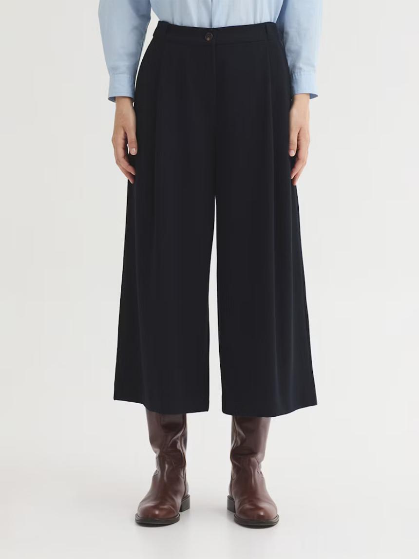 Falda pantalón negra