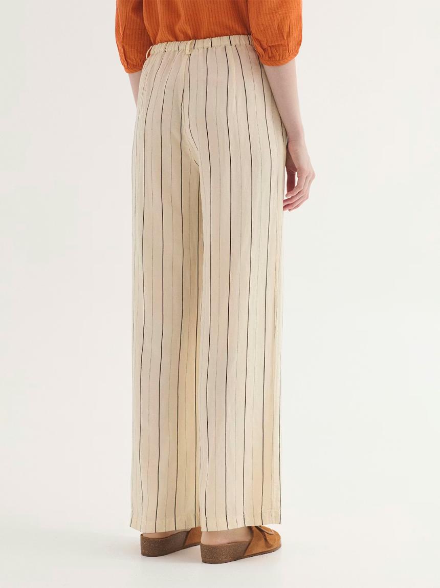 Pantalón de rayas en Tencel sobretintado