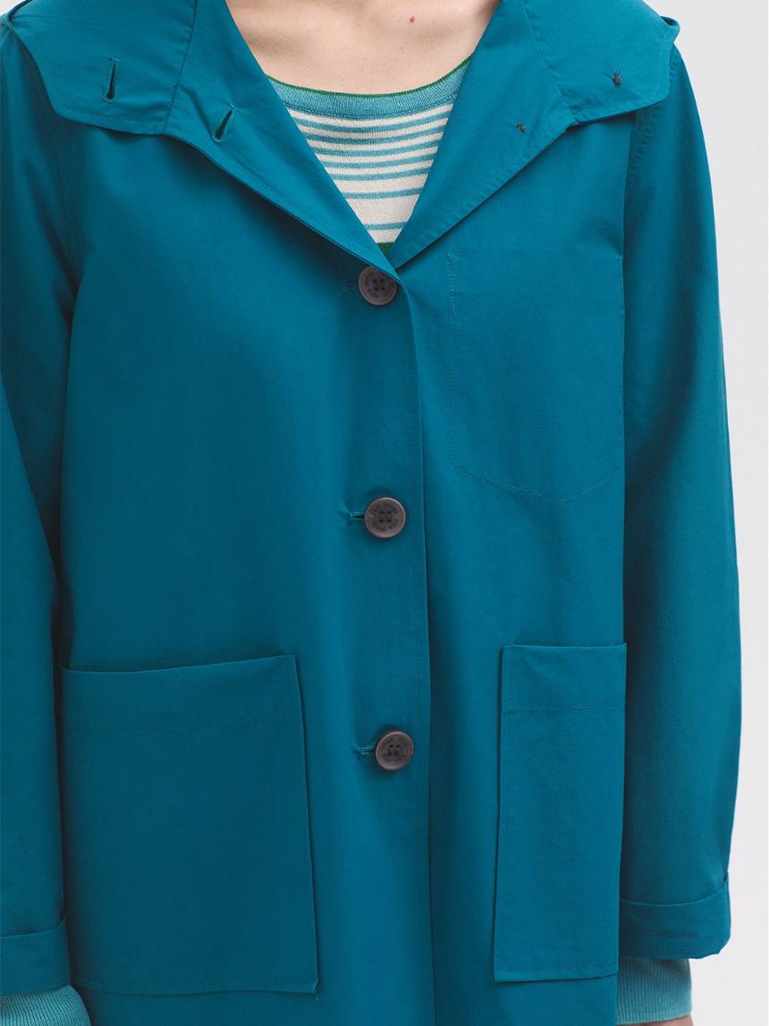 Trench con capucha