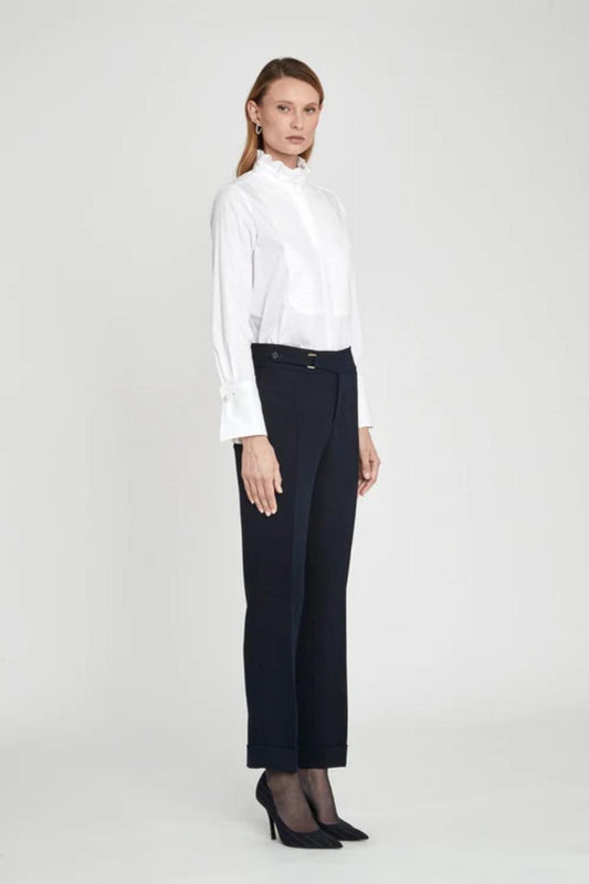 Camisa blanca con jaretas